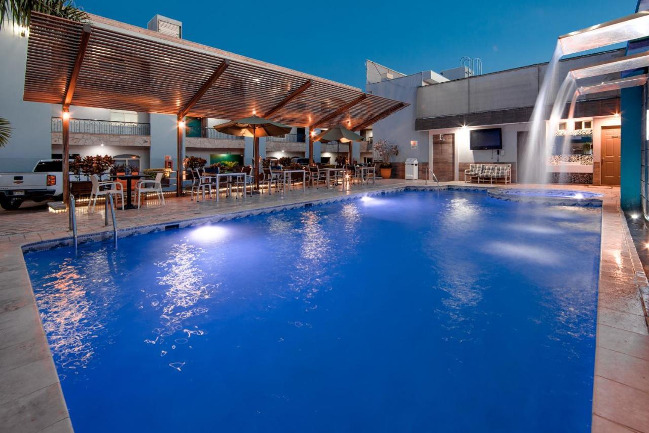 Inhouse Culiacán Exteriér fotografie
